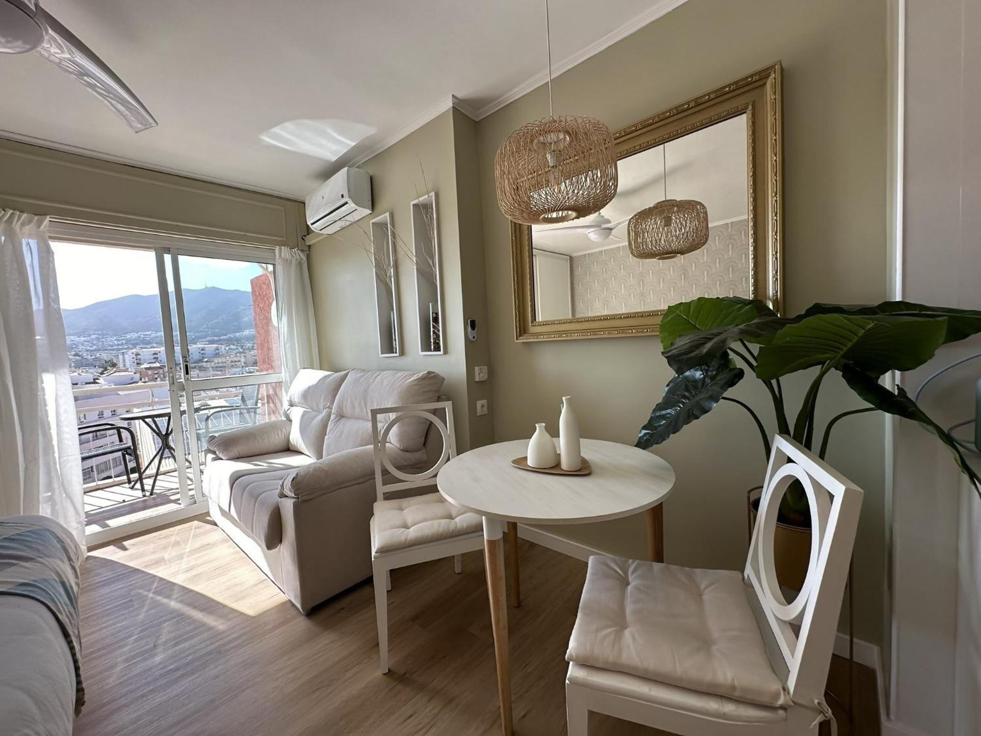 Estudio Agata Con Piscina A 800M De La Playa Benalmadena Ngoại thất bức ảnh