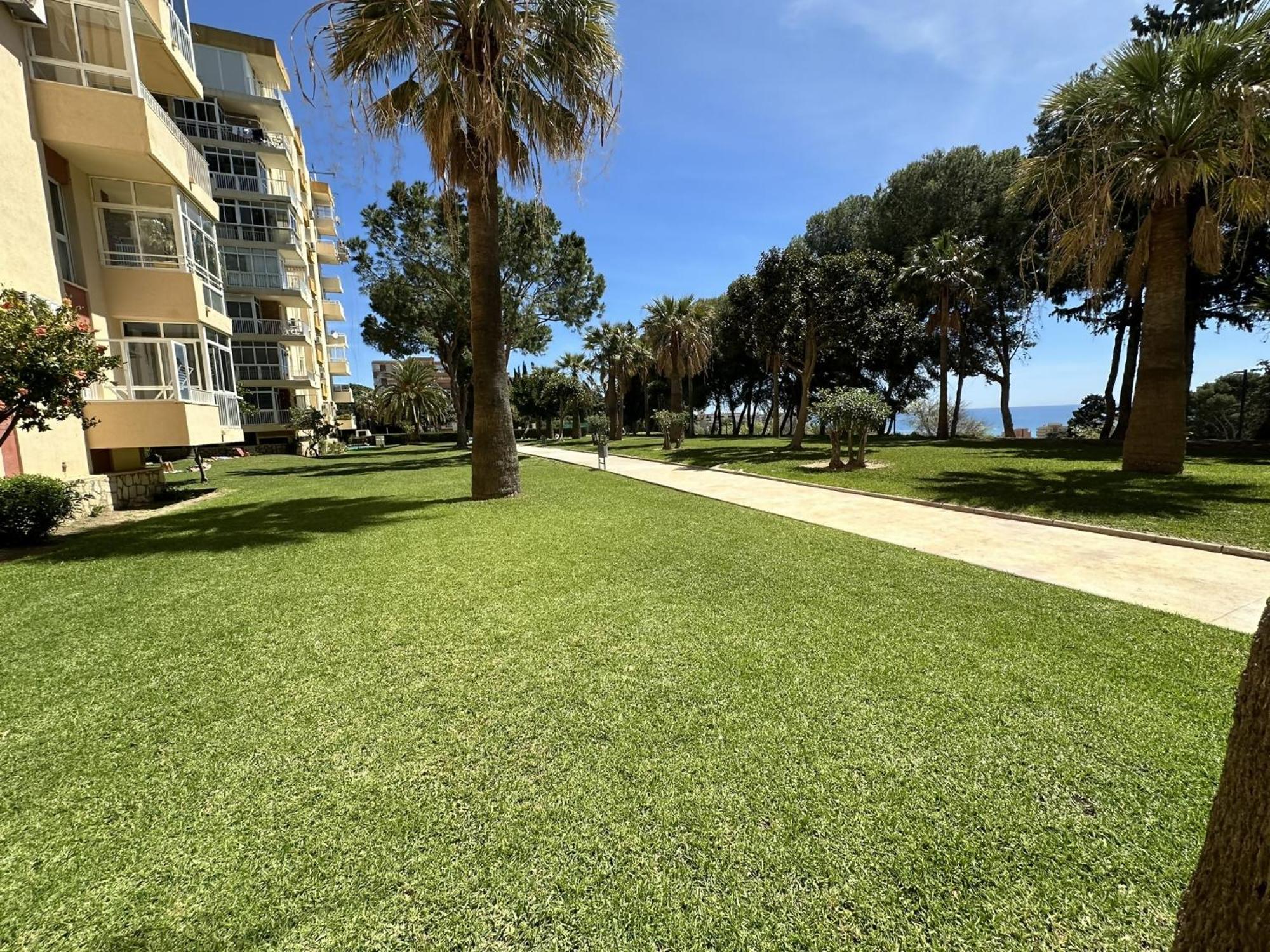 Estudio Agata Con Piscina A 800M De La Playa Benalmadena Ngoại thất bức ảnh